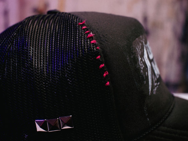 THRASH LOGO STITCH CAP